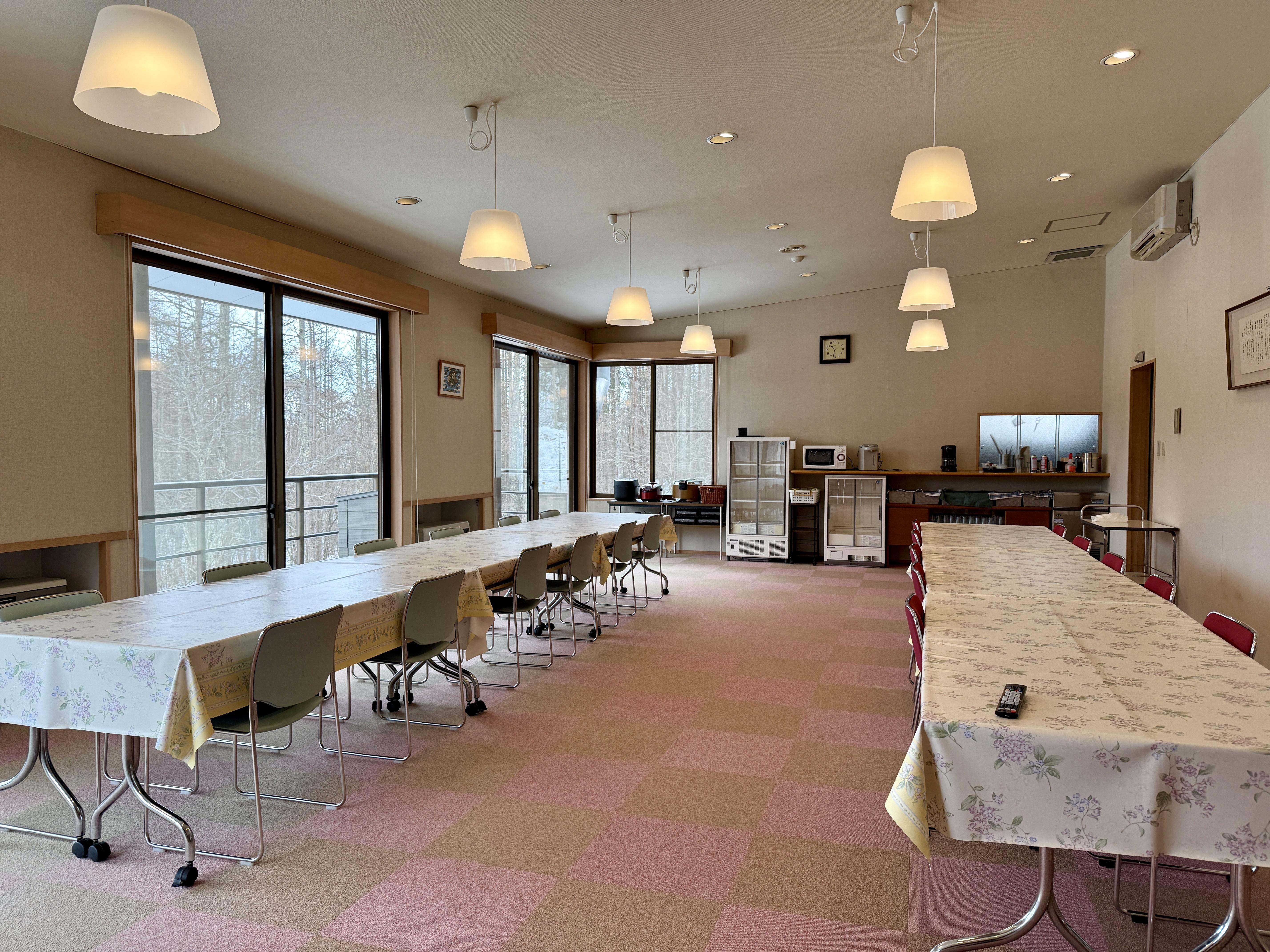 食堂・研修会場